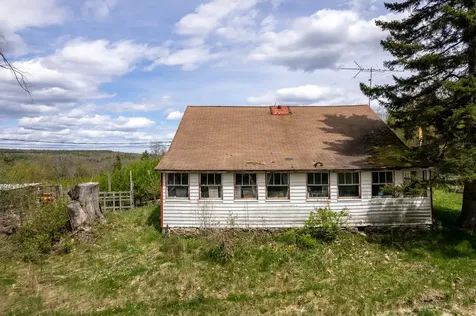 433 North Road Deering NH 03244