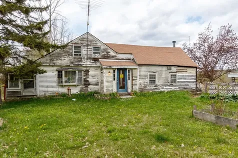 433 North Road Deering NH 03244