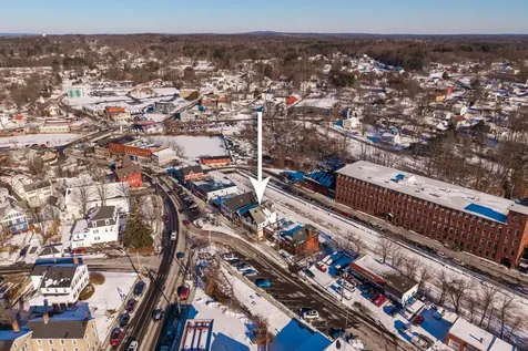 90 Market Street Somersworth NH 03878