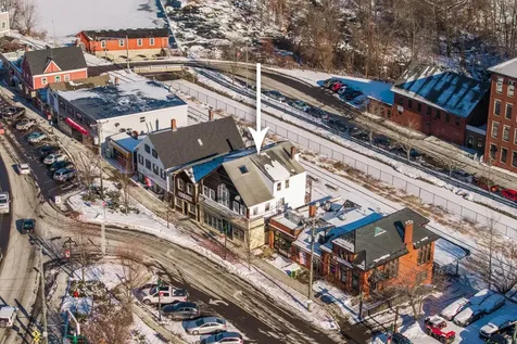 90 Market Street Somersworth NH 03878