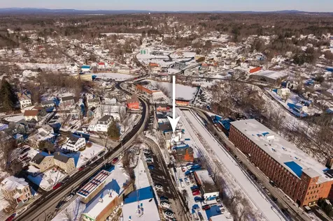 90 Market Street Somersworth NH 03878