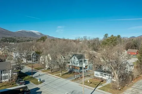 105 Elm Street Manchester VT 05255