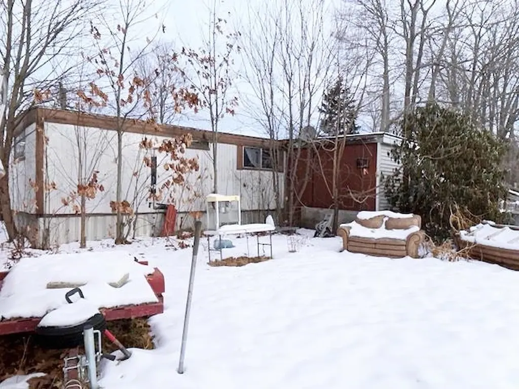 4 Dow Street Exeter NH 03833