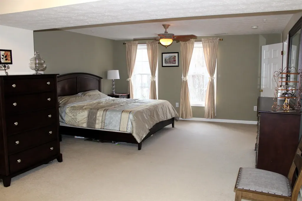 38 Georgetown Drive Nashua NH 03062