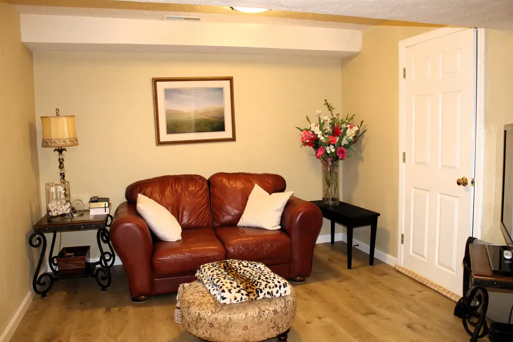 38 Georgetown Drive Nashua NH 03062