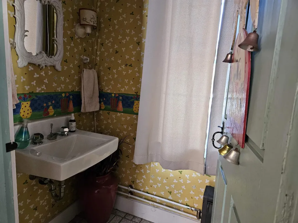 318 Lisbon Road Bath NH 03740