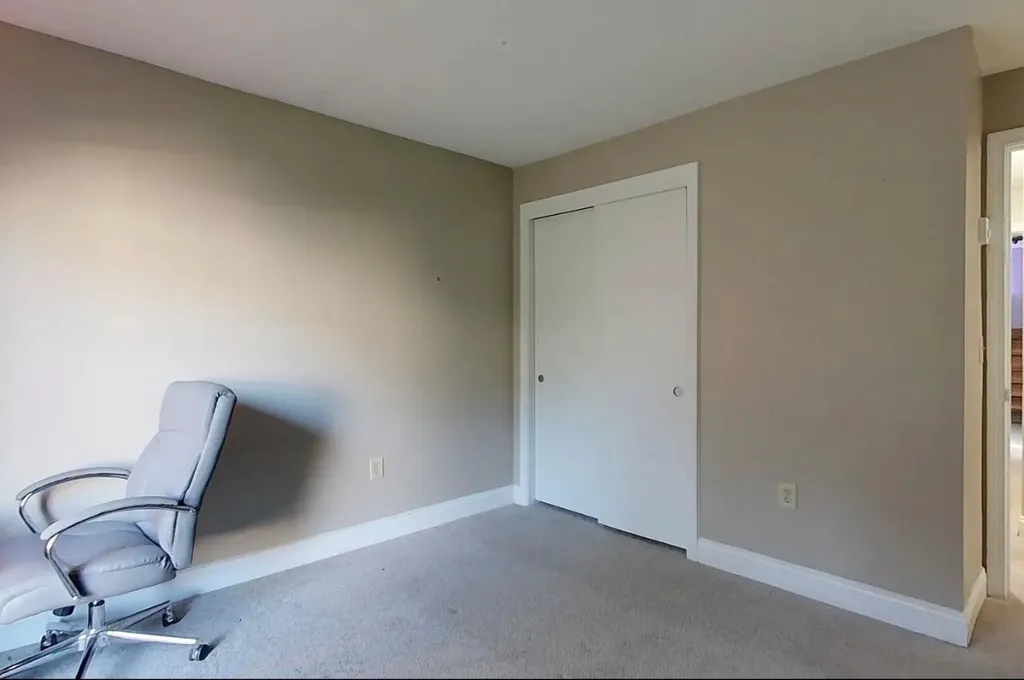 106 Eastern Avenue Manchester NH 03104