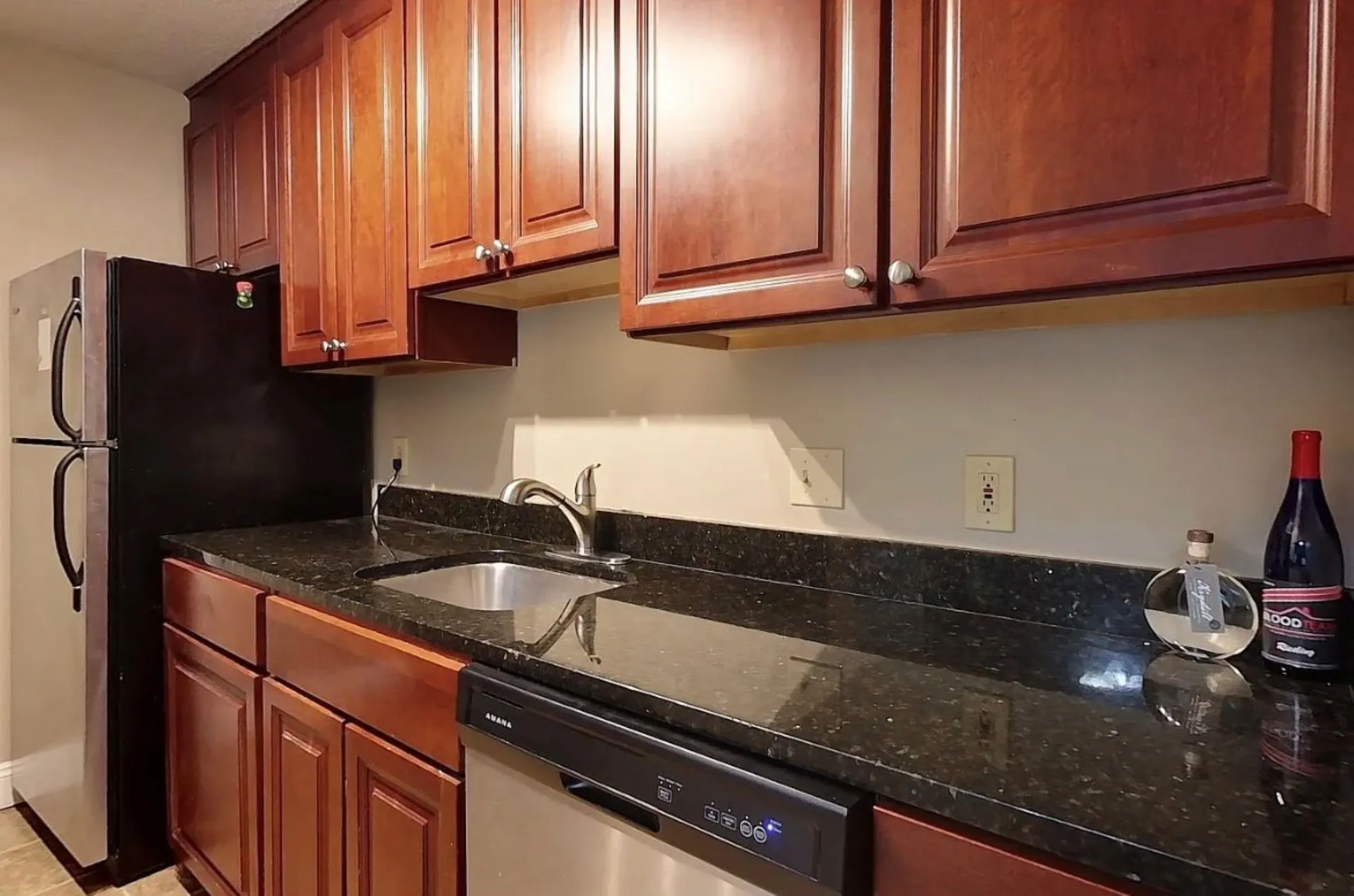 106 Eastern Avenue Manchester NH 03104