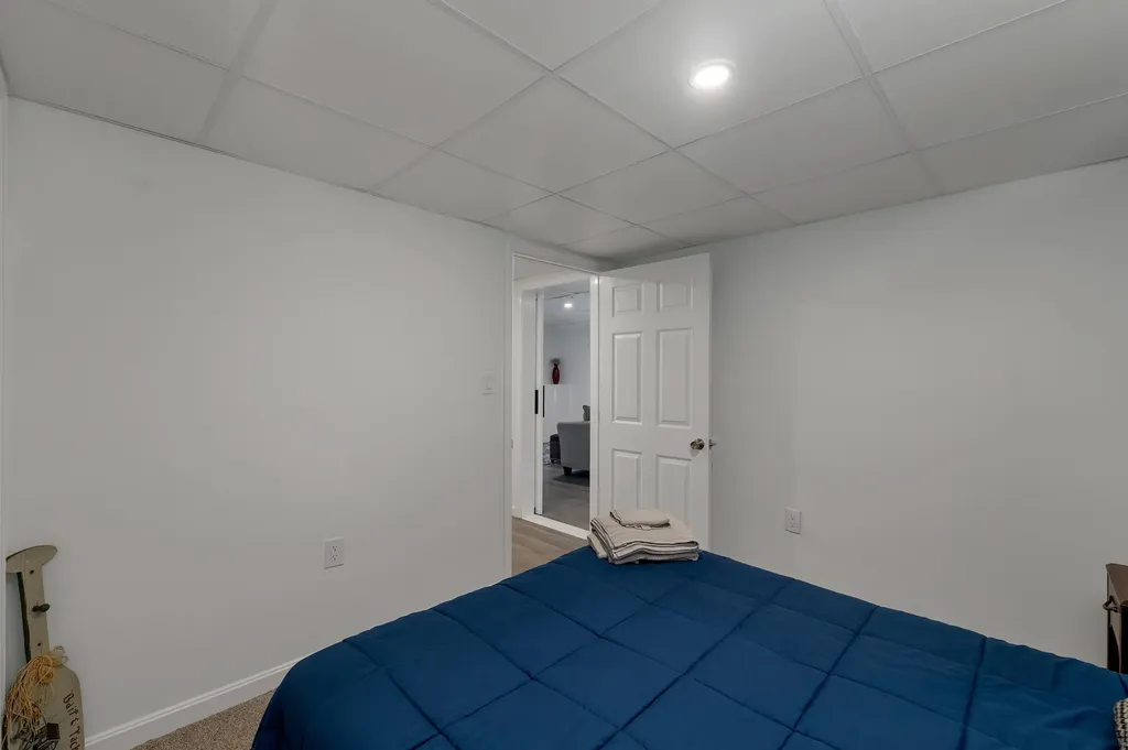 6 Winnisquam Shore Tilton NH 03276