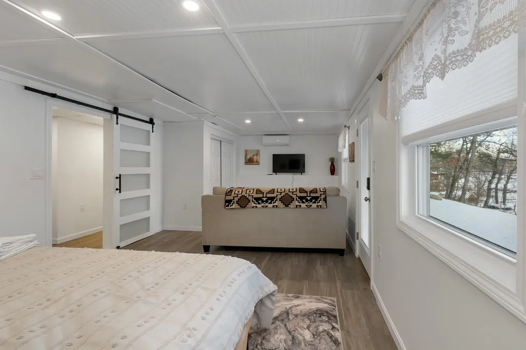 6 Winnisquam Shore Tilton NH 03276