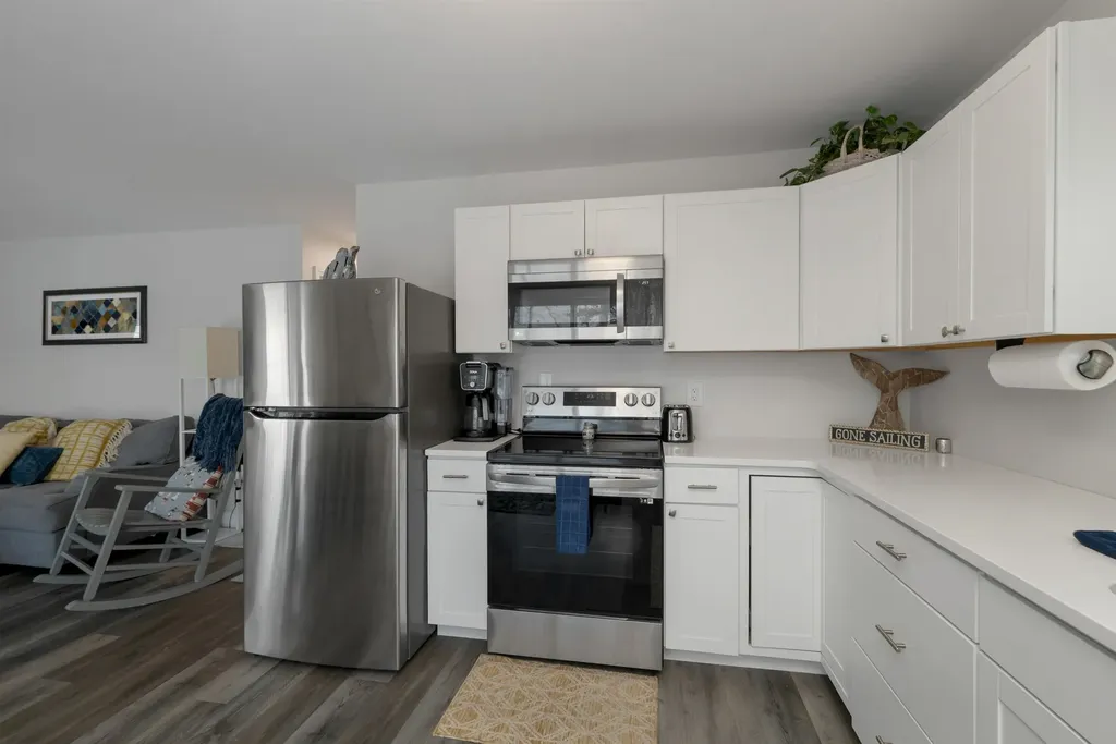 6 Winnisquam Shore Tilton NH 03276