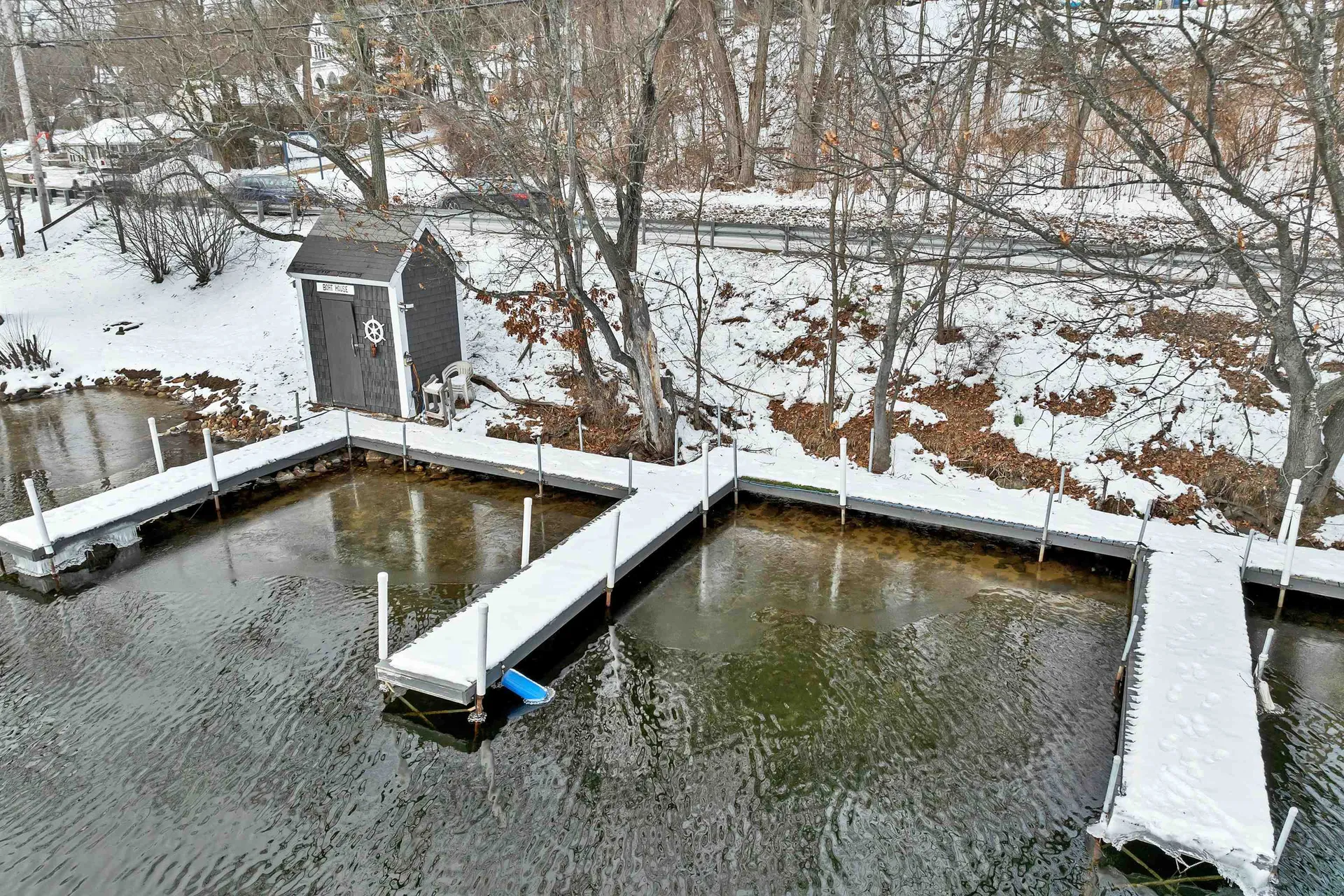 6 Winnisquam Shore Tilton NH 03276