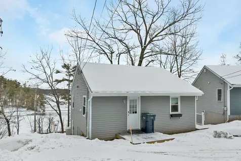 6 Winnisquam Shore Tilton NH 03276