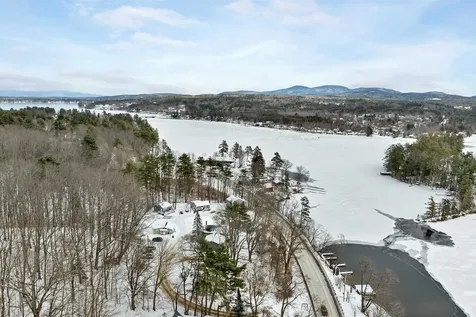 6 Winnisquam Shore Tilton NH 03276