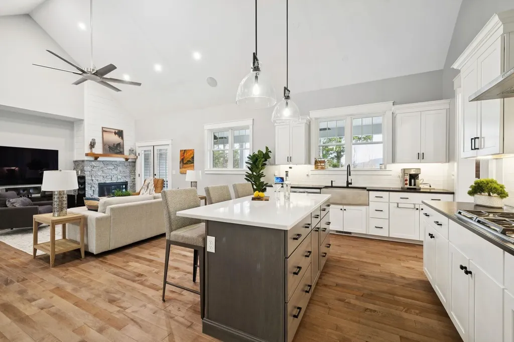 12 Lisden Drive Tuftonboro NH 03816