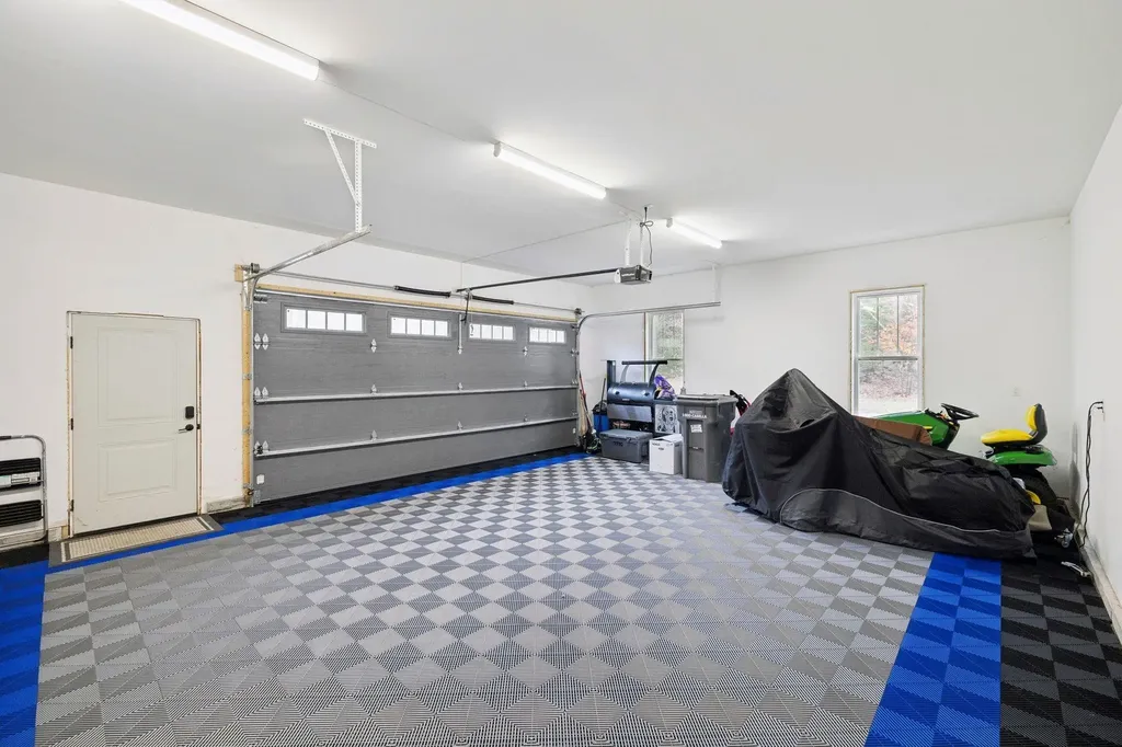 12 Lisden Drive Tuftonboro NH 03816