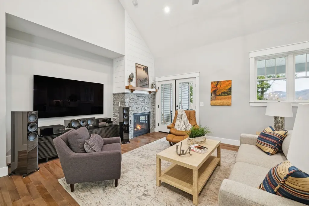 12 Lisden Drive Tuftonboro NH 03816