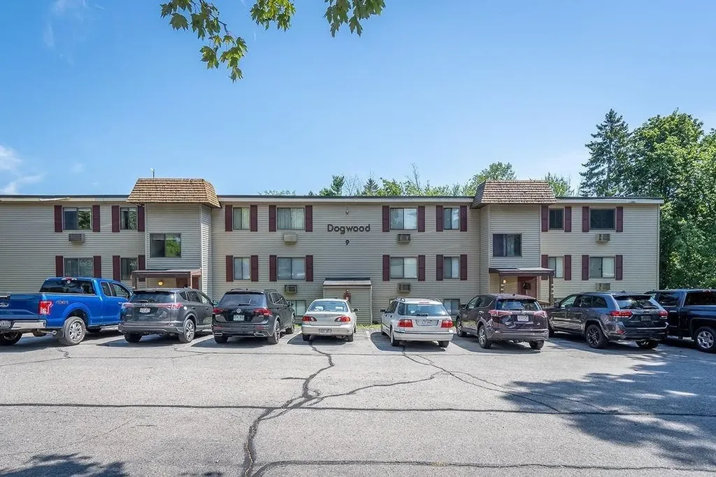 9 Treetop Circle Laconia NH 03246