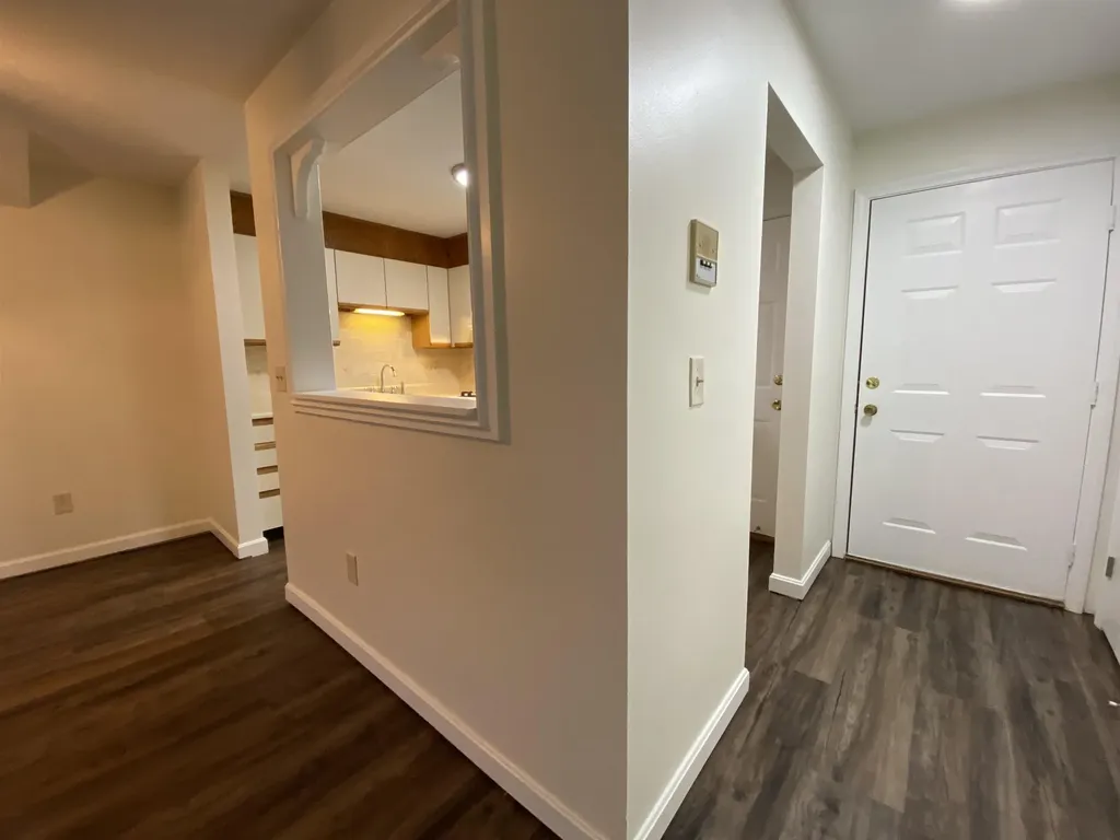 383 Huse Road Manchester NH 03103