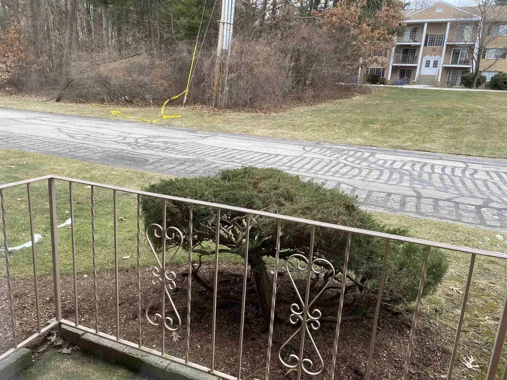 383 Huse Road Manchester NH 03103