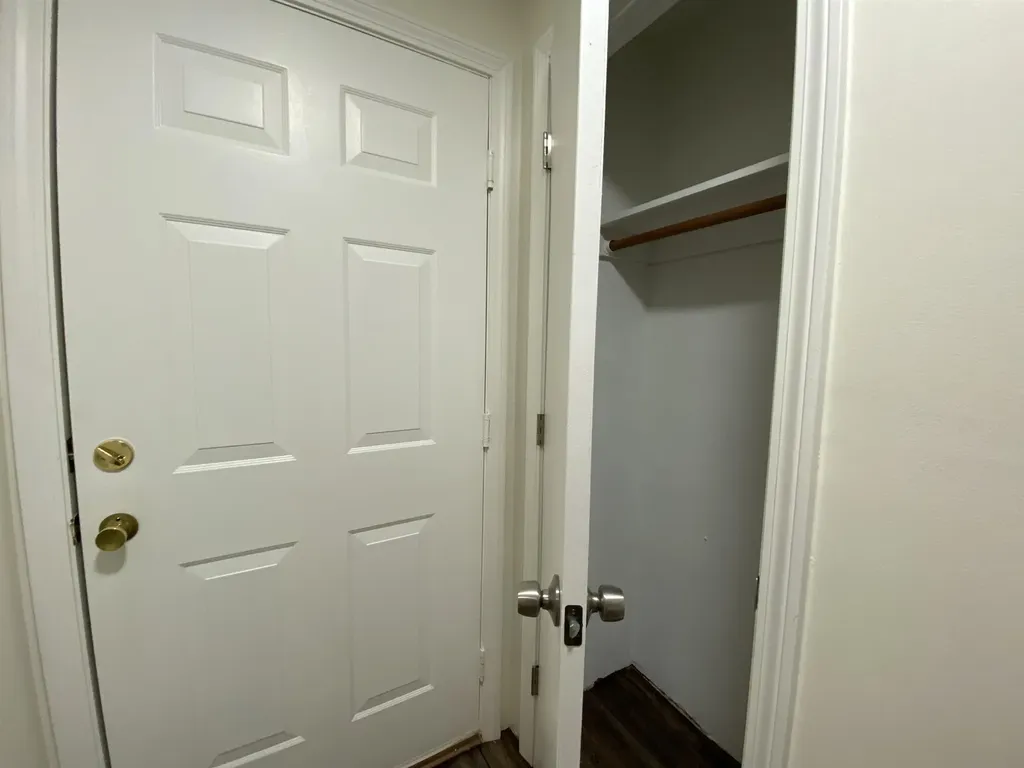 383 Huse Road Manchester NH 03103