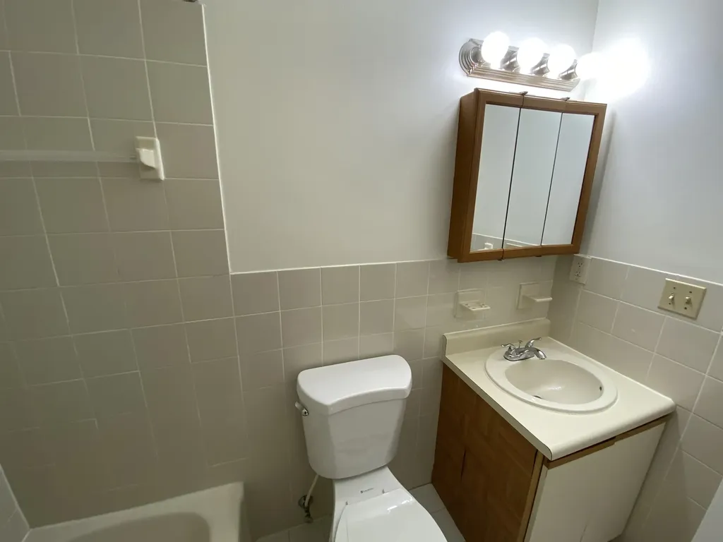 383 Huse Road Manchester NH 03103