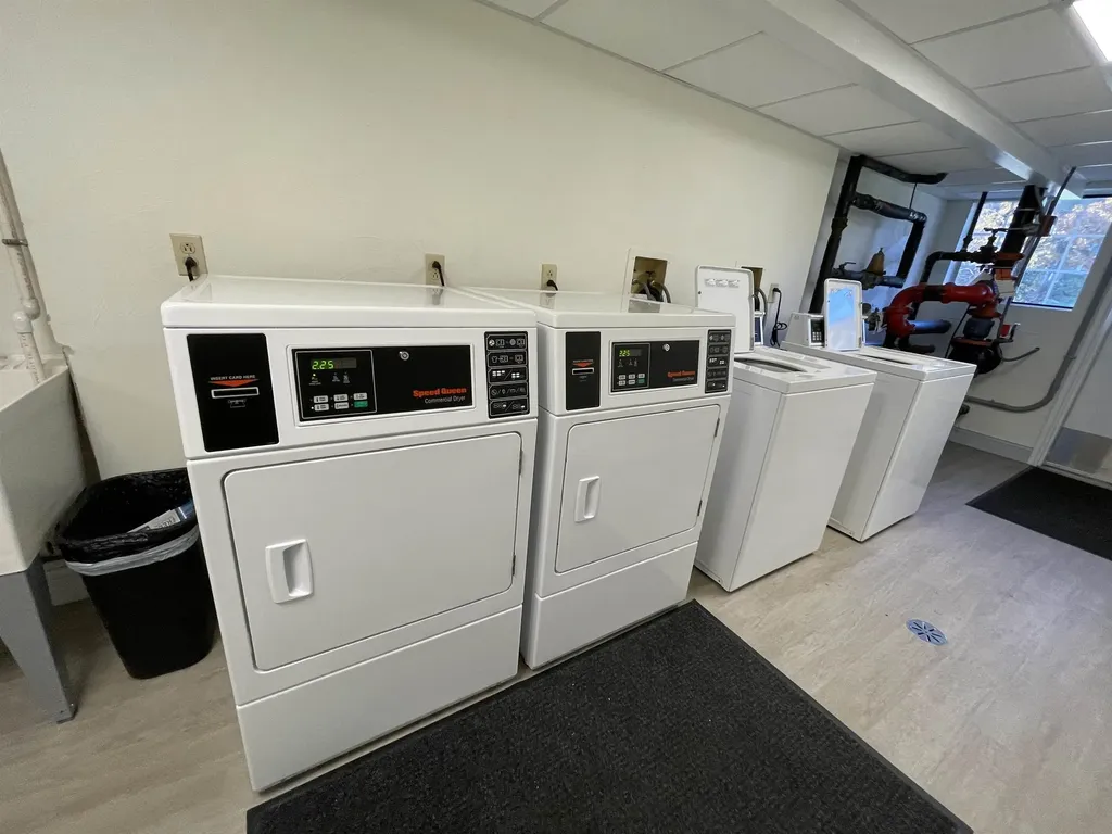 383 Huse Road Manchester NH 03103