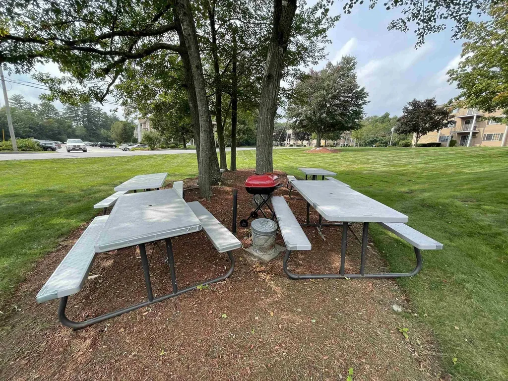 383 Huse Road Manchester NH 03103