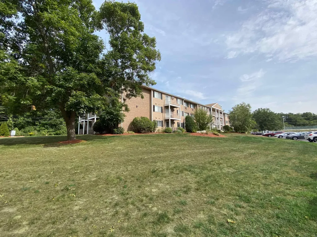 383 Huse Road Manchester NH 03103