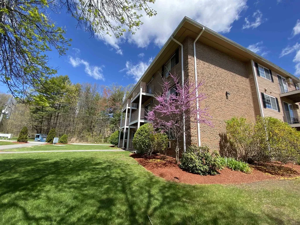 383 Huse Road Manchester NH 03103