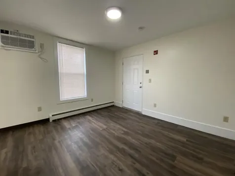 4 Martin Street Derry NH 03038