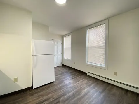 4 Martin Street Derry NH 03038