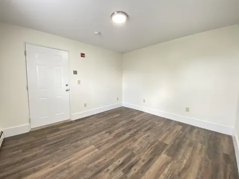 4 Martin Street Derry NH 03038