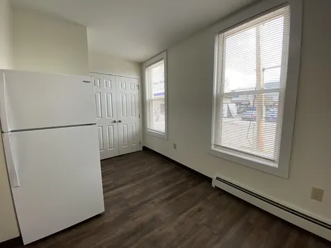 4 Martin Street Derry NH 03038