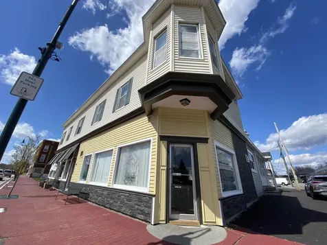 4 Martin Street Derry NH 03038