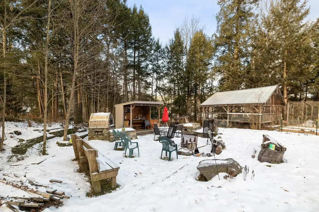 78 Pinebrook Road Waitsfield VT 05673