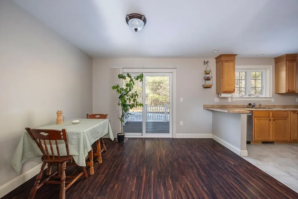 304 River Grant Drive Hopkinton NH 03229