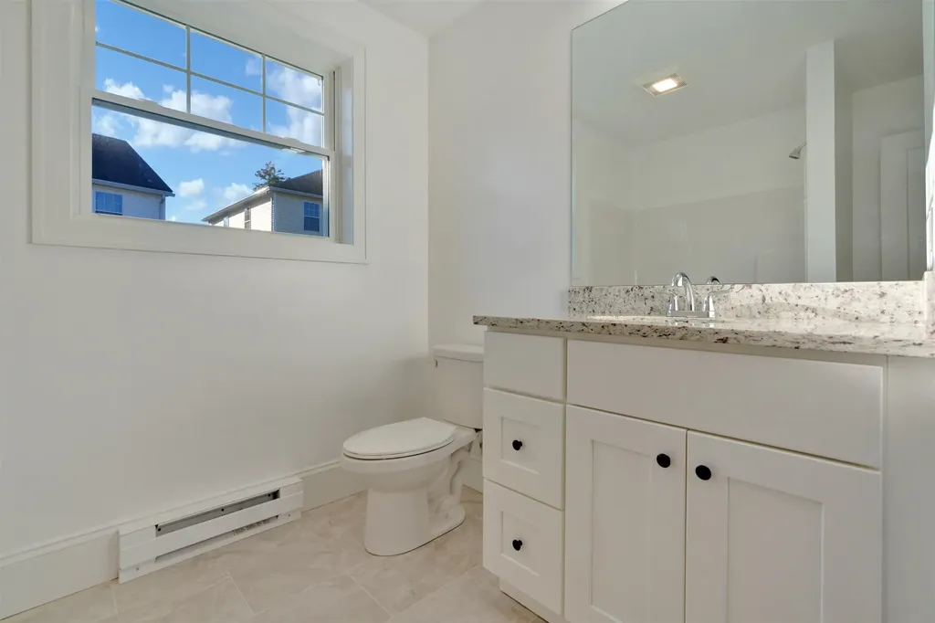 2 Cape Coral Way Rochester NH 03867