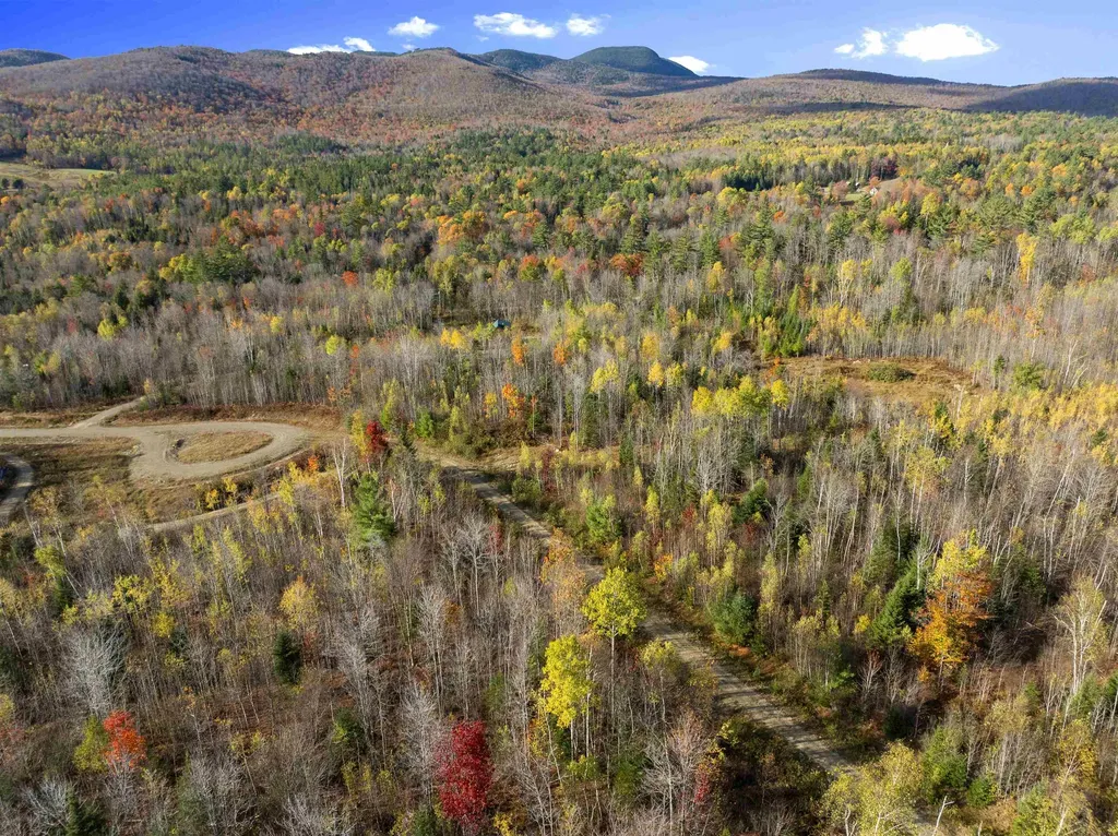 75 Walther Way Stratford NH 03590