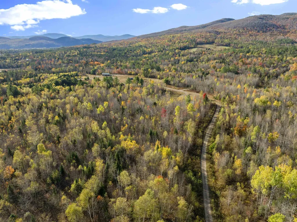 75 Walther Way Stratford NH 03590