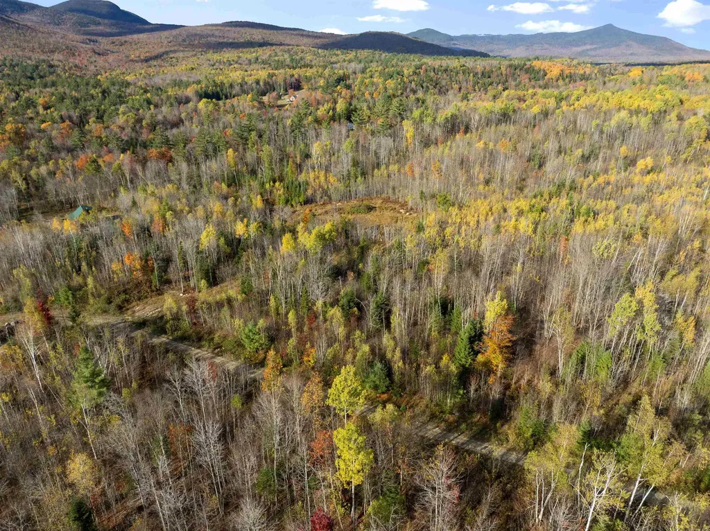 75 Walther Way Stratford NH 03590