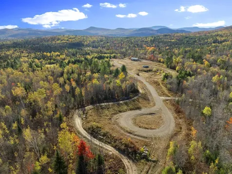 75 Walther Way Stratford NH 03590