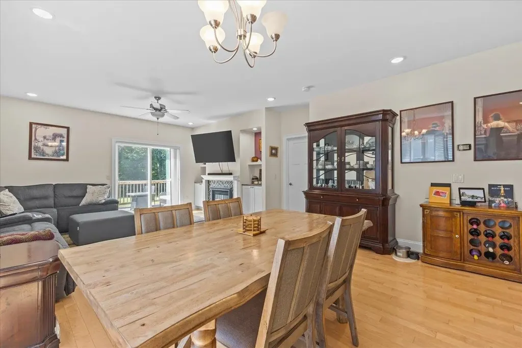 76 Chase Court Essex VT 05452