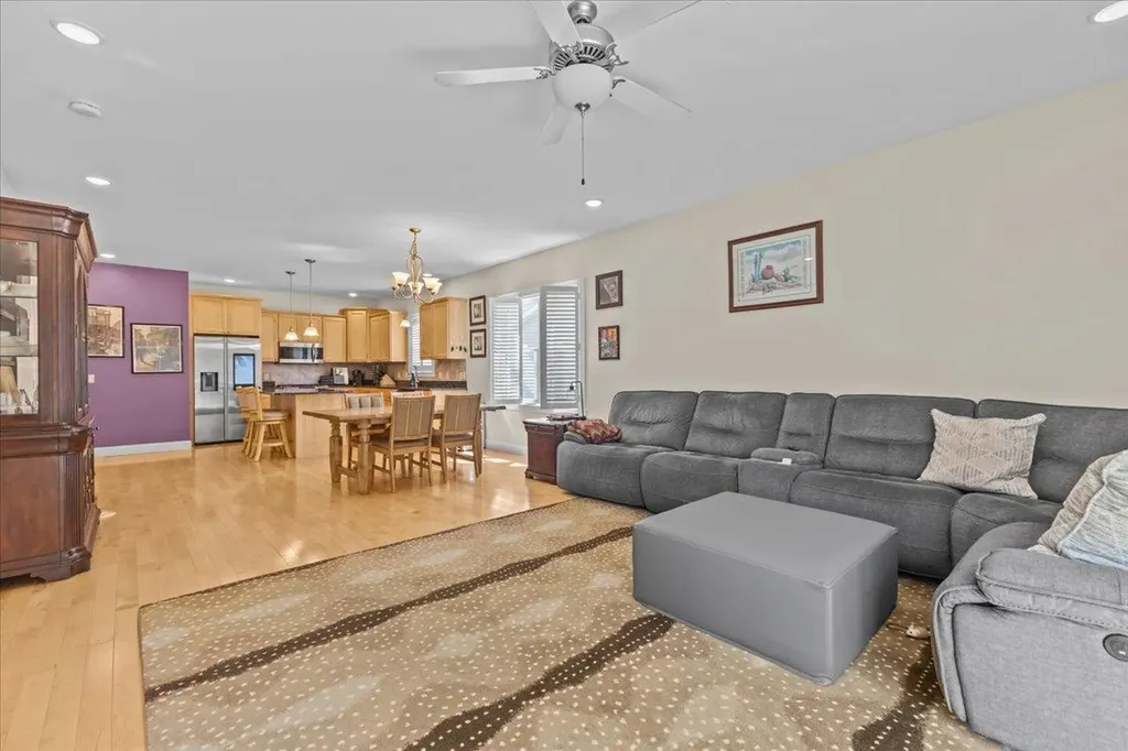 76 Chase Court Essex VT 05452