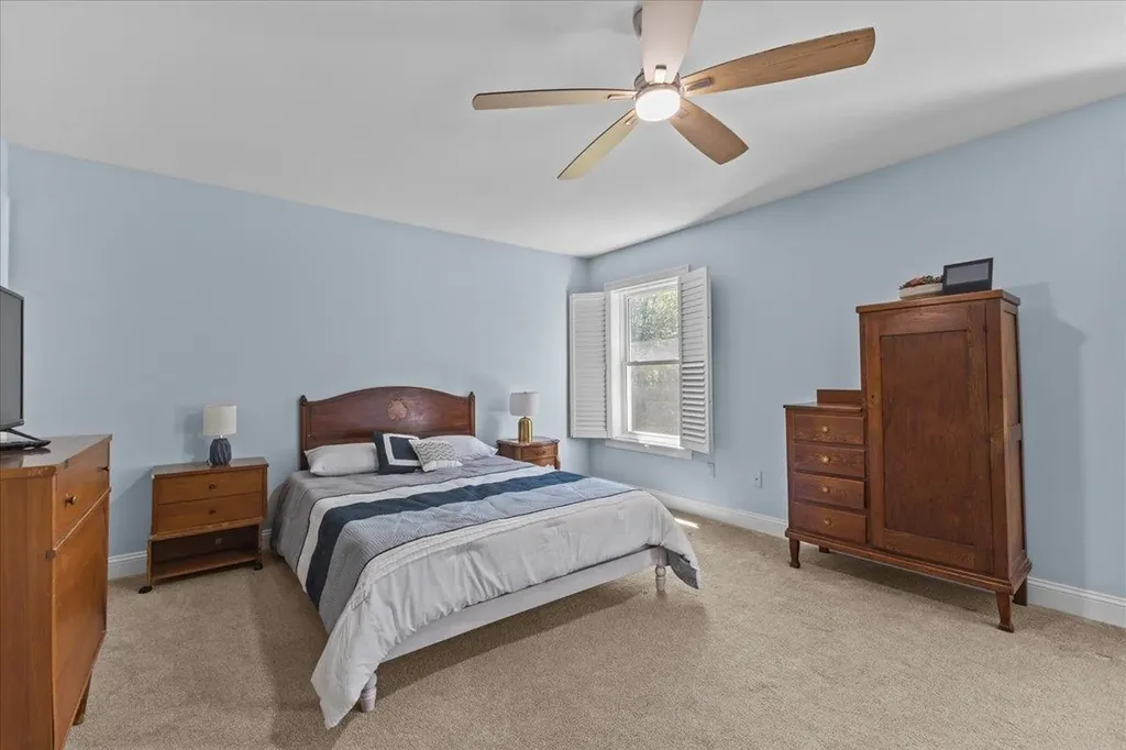 76 Chase Court Essex VT 05452