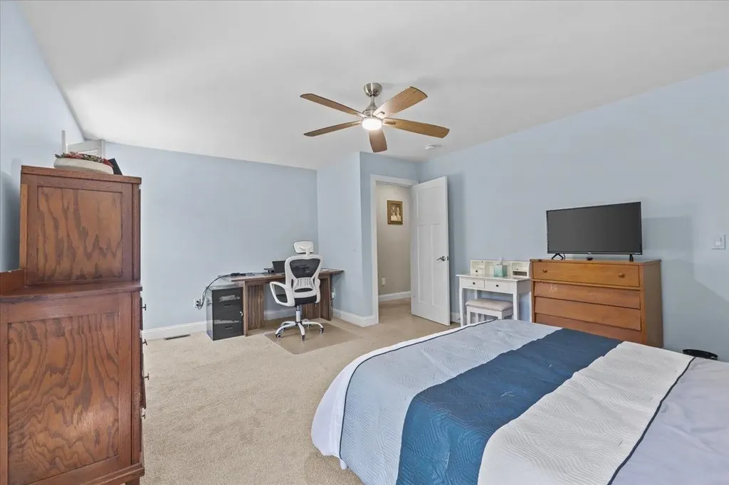 76 Chase Court Essex VT 05452