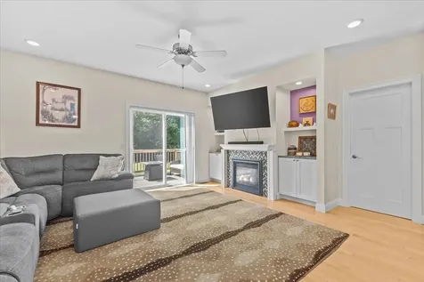 76 Chase Court Essex VT 05452