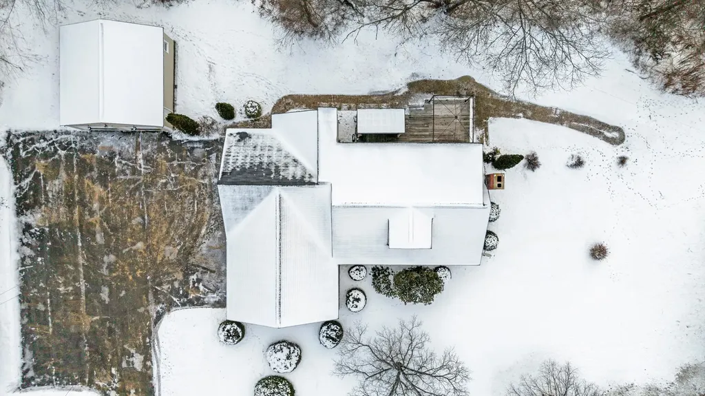 212 West Main Street Hillsborough NH 03244