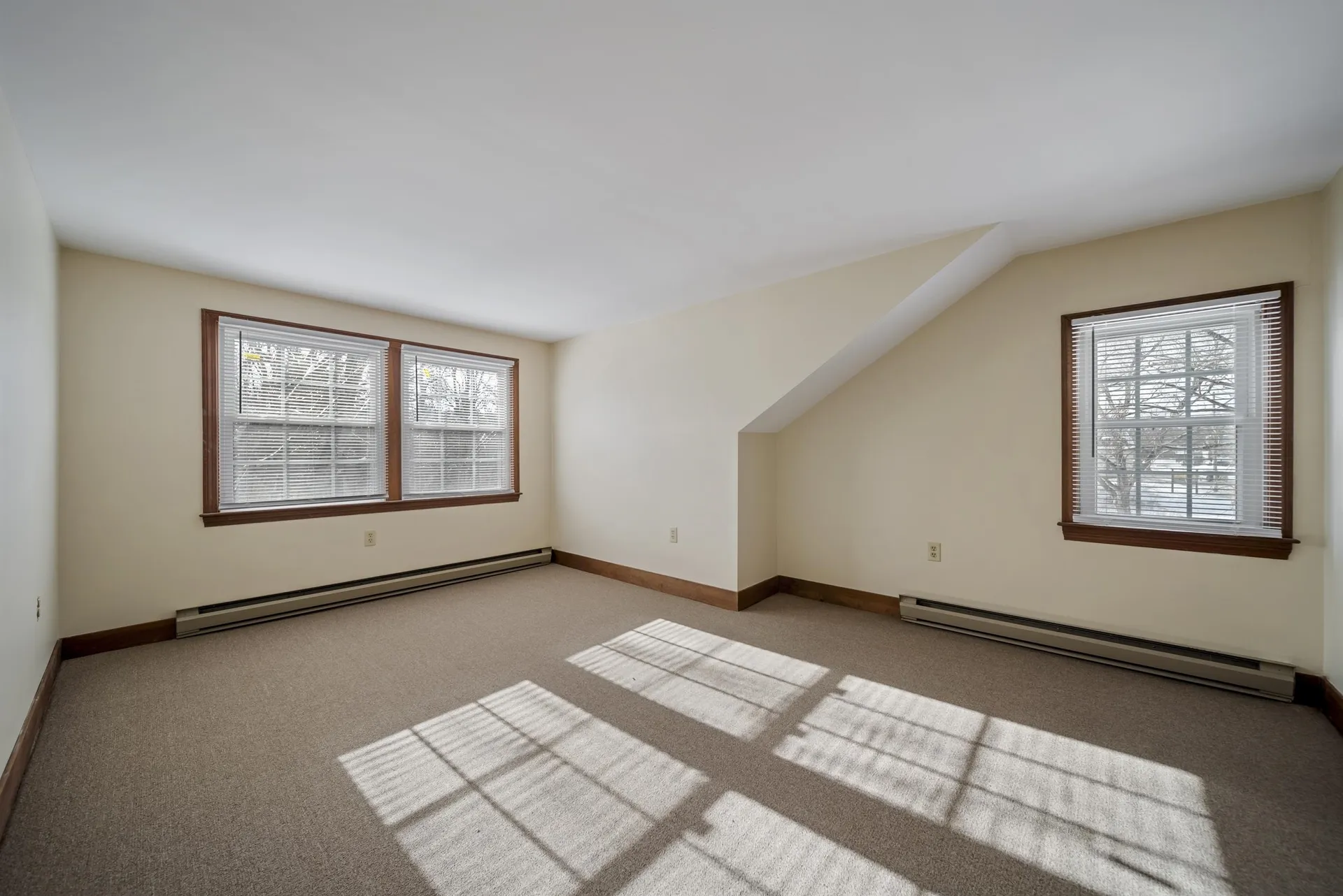 212 West Main Street Hillsborough NH 03244