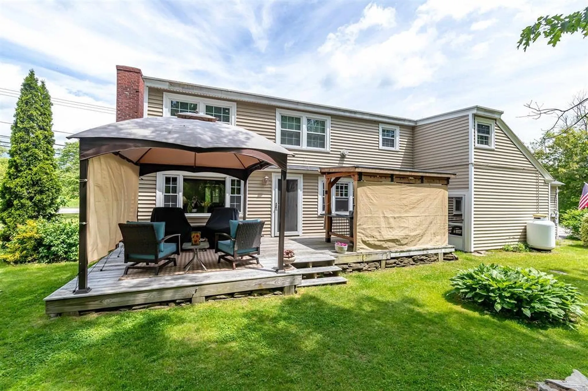 212 West Main Street Hillsborough NH 03244